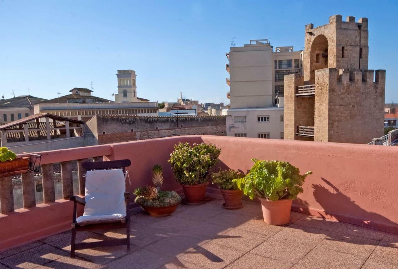 Attico In Centro Con Vista Della Torre - Cozy Penthouse Facing To The Tower Lejlighed Oristano Eksteriør billede