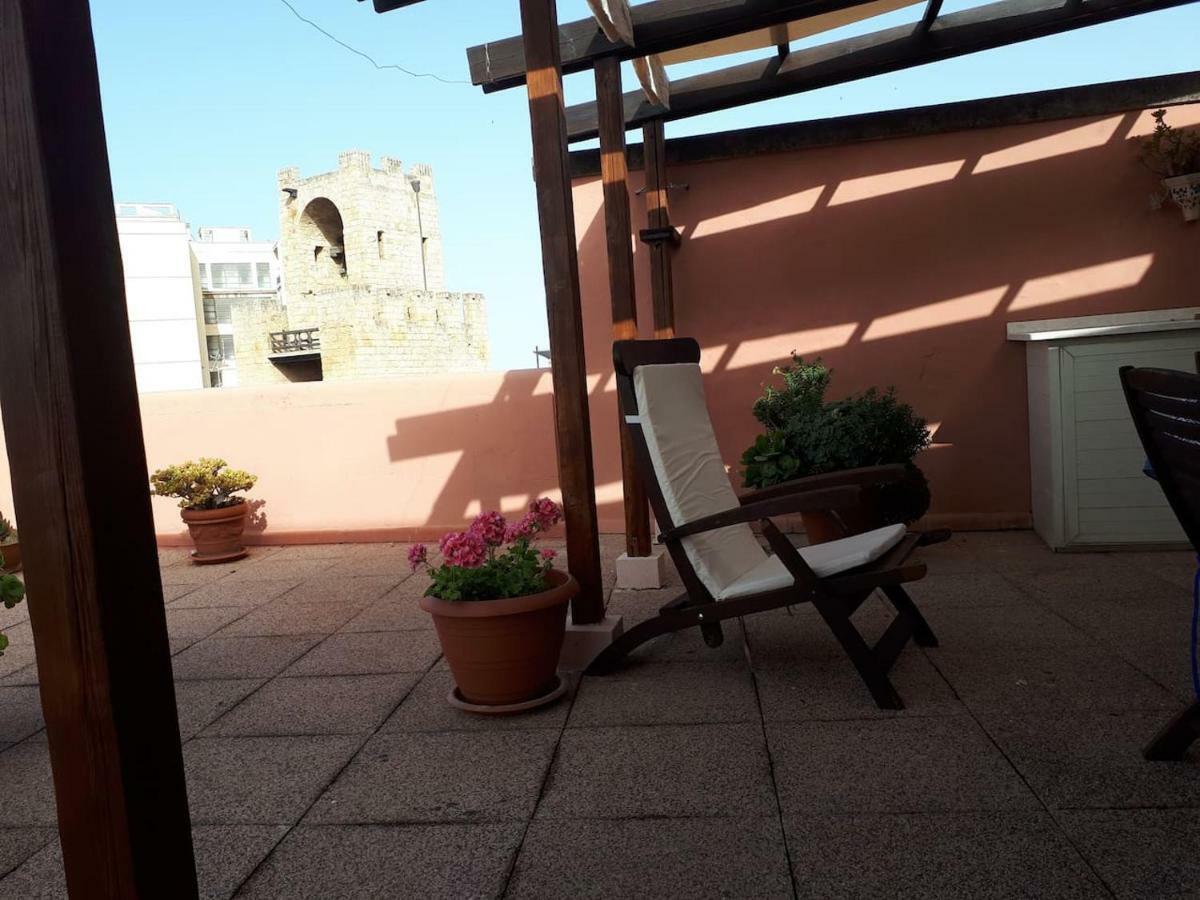 Attico In Centro Con Vista Della Torre - Cozy Penthouse Facing To The Tower Lejlighed Oristano Eksteriør billede